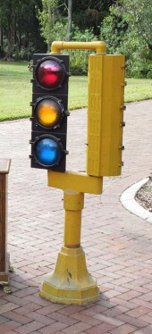 ECONOLITE DOUBLE TRAFFIC SIGNA