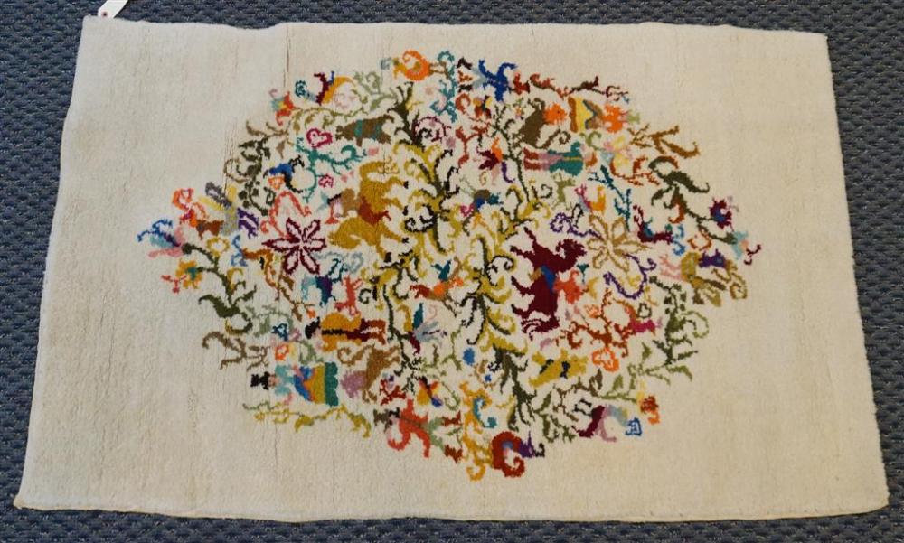 ECUADORAN RUG, 58 X 36