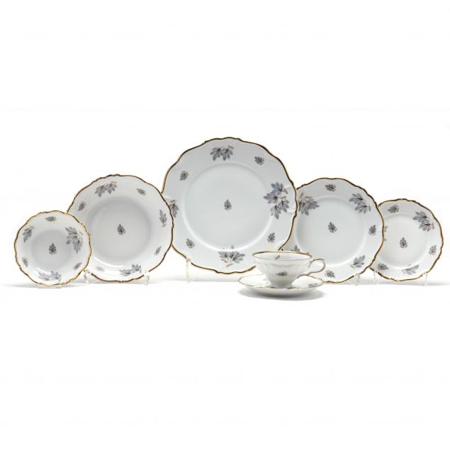 EDELSTEIN, (84) PIECES OF