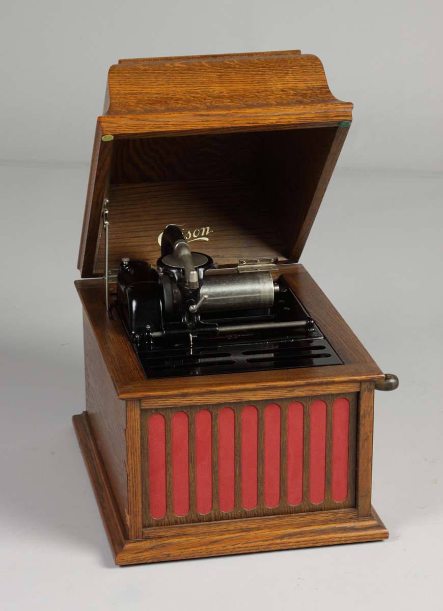 Edison Amberola Oak case.