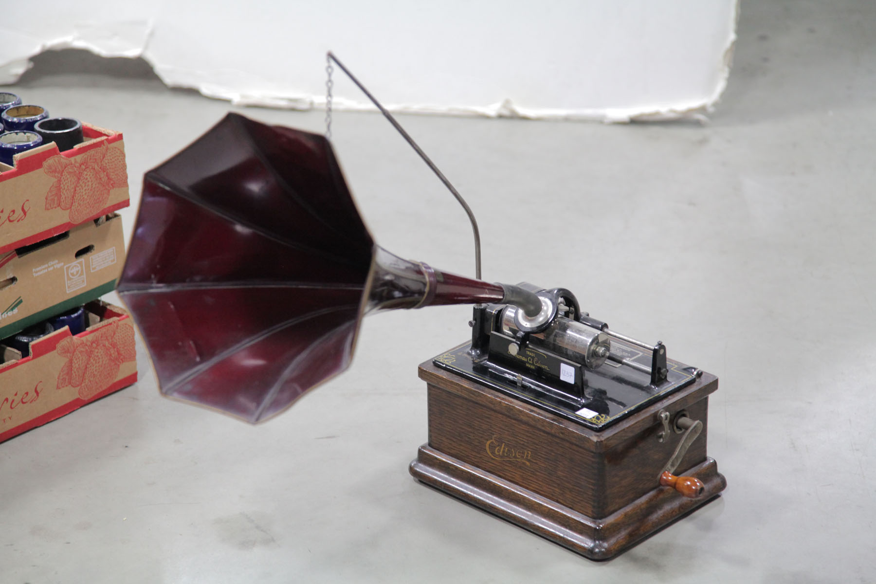 EDISON FIRESIDE PHONOGRAPH.  New