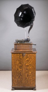 EDISON TRIUMPH CYLINDER PHONOG