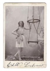 EDITH LEBURNO. TRAPEZE ARTIST