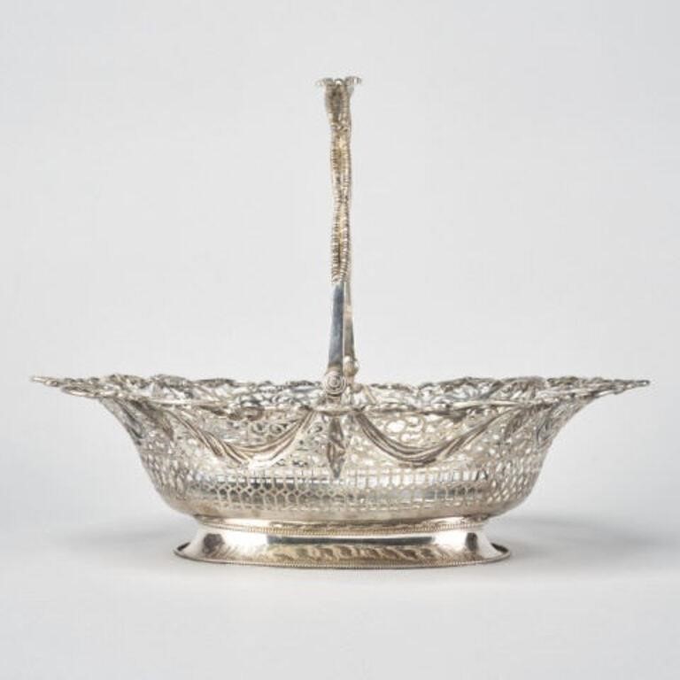EDWARD VII STERLING SILVER BASKETAn