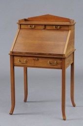 EDWARDIAN BRASS-MOUNTED SATINW