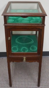 EDWARDIAN MAHOGANY NARROW VITR