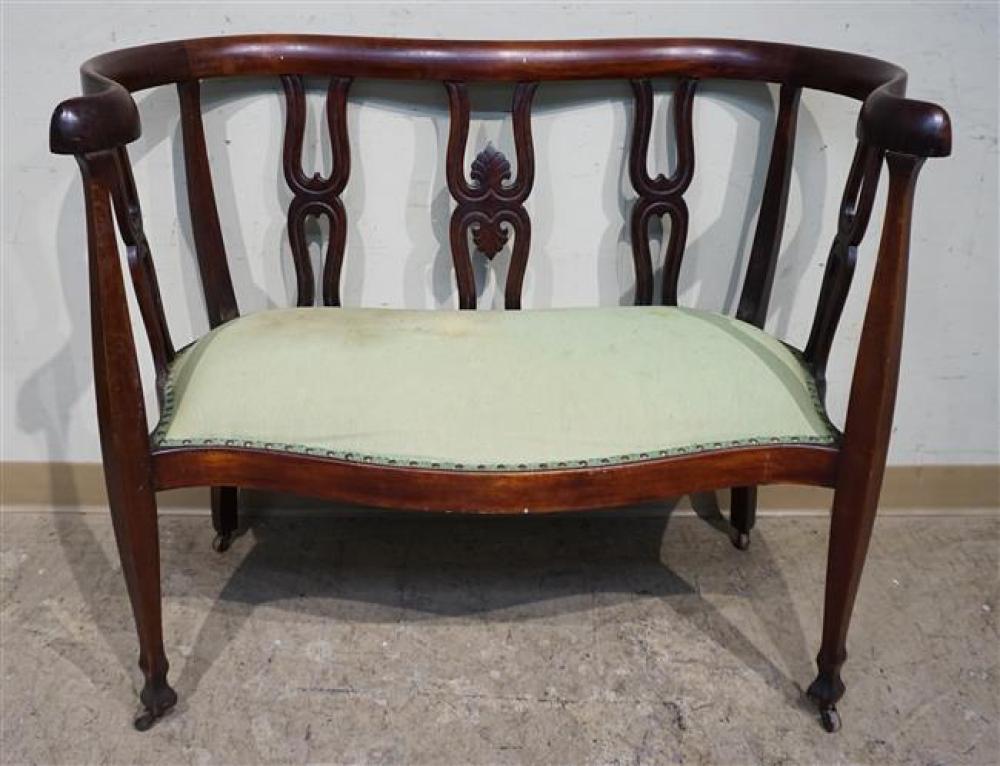 EDWARDIAN MAHOGANY