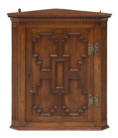 EDWARDIAN OAK HANGING CORNER
