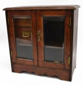 EDWARDIAN OAK TABLETOP CABINET