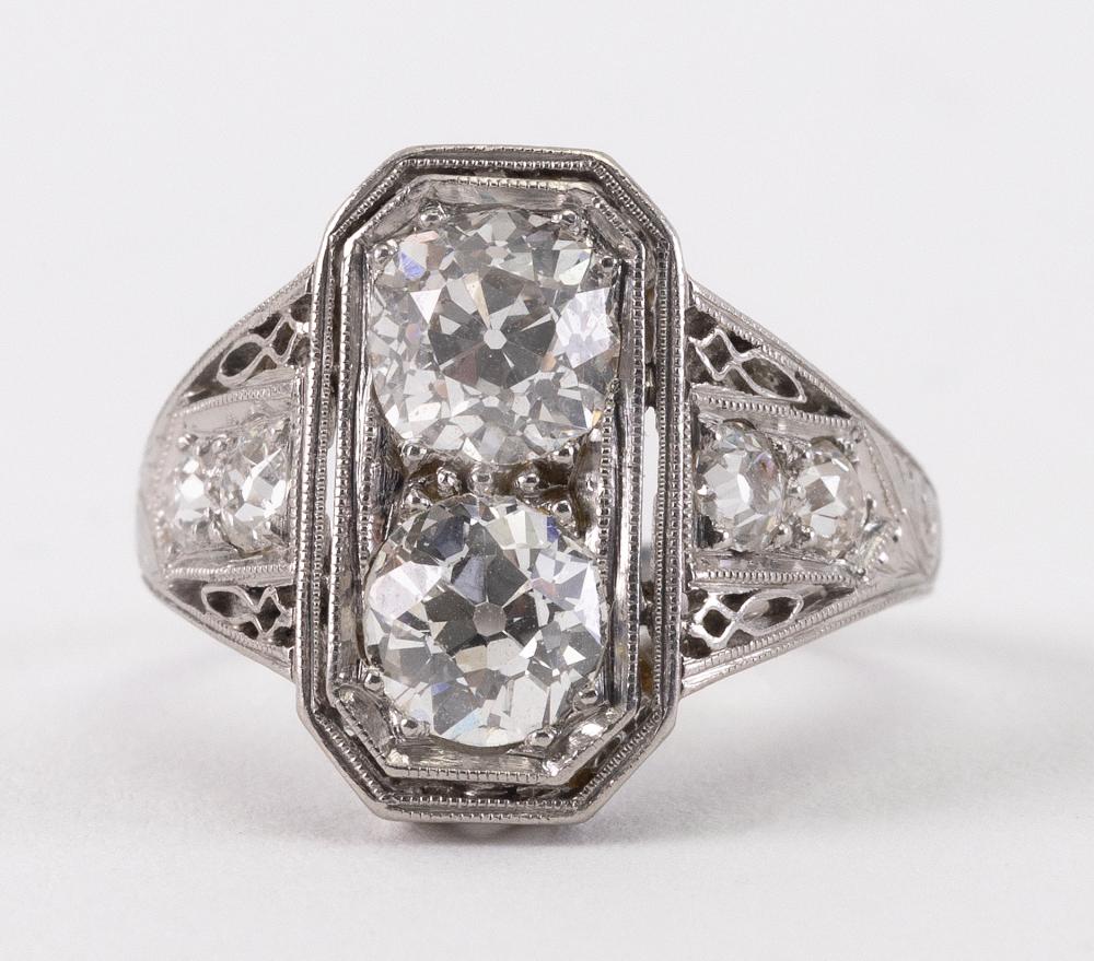 EDWARDIAN PLATINUM AND DIAMOND RING