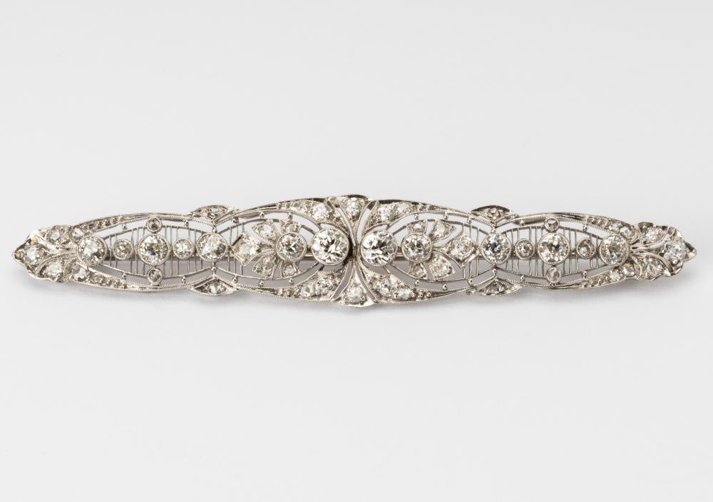 EDWARDIAN PLATINUM & DIAMOND BAR