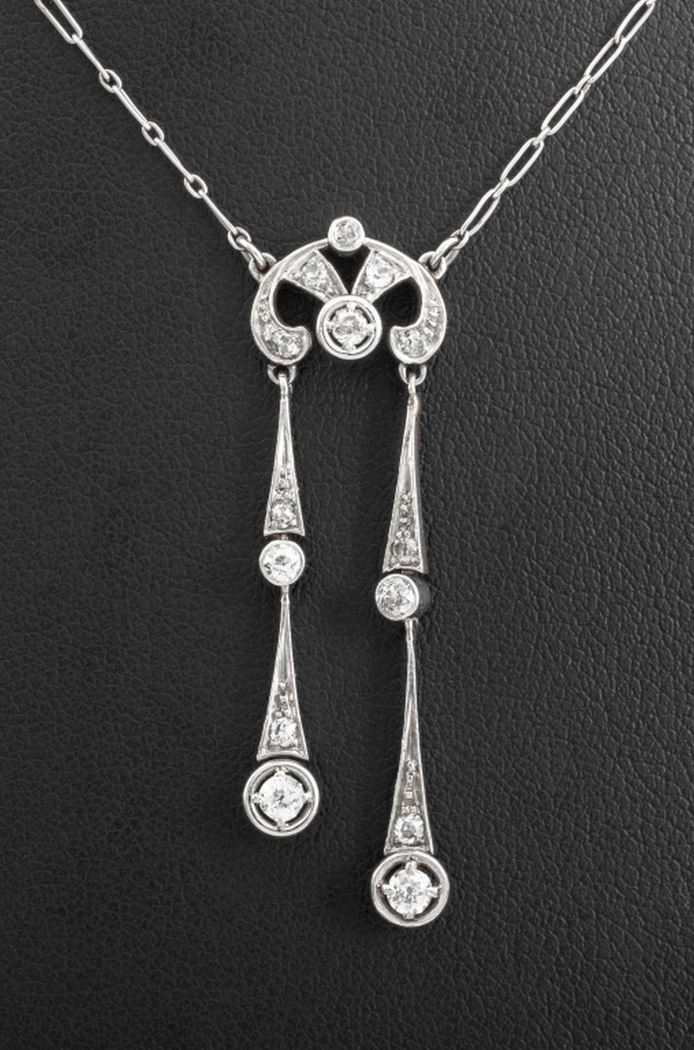 EDWARDIAN PLATINUM DIAMOND DROP