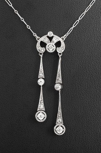 EDWARDIAN PLATINUM DIAMOND DROP