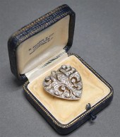 EDWARDIAN PLATINUM TOPPED, YEL