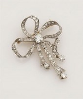 EDWARDIAN PLATINUM-TOPPED, YEL