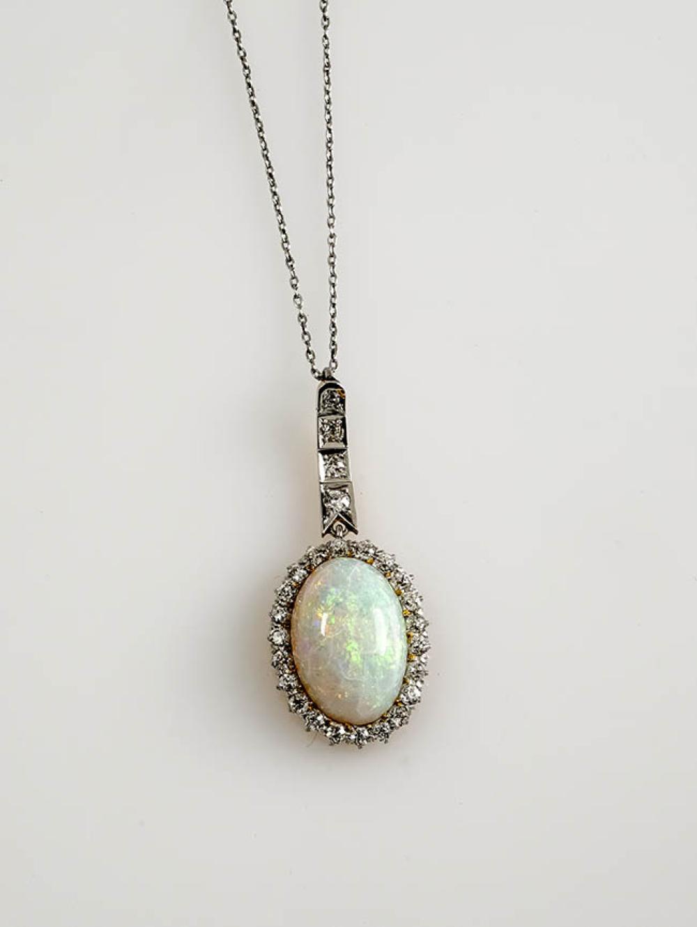 EDWARDIAN PLATINUM-TOPPED,
