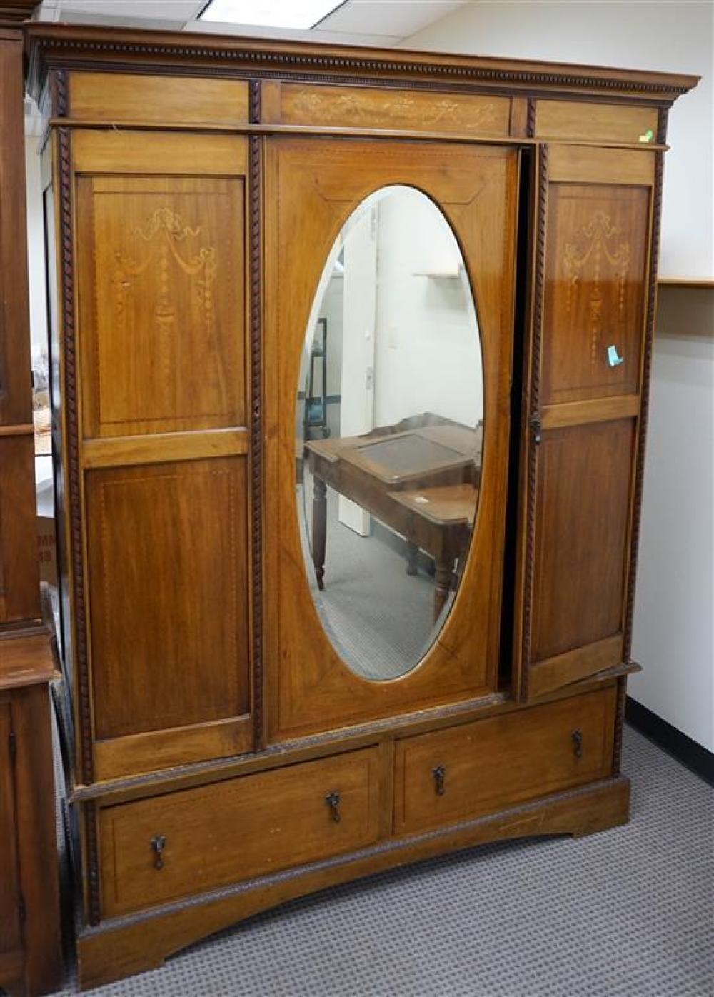 EDWARDIAN SATINWOOD INLAID MAHOGANY