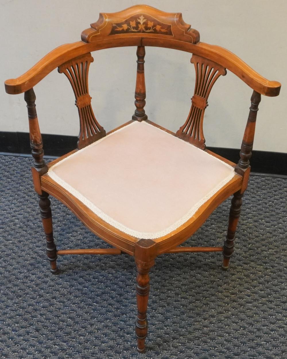 EDWARDIAN SATINWOOD MARQUETRY