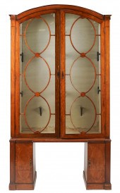 EDWARDIAN SHERATON-STYLE VITRI