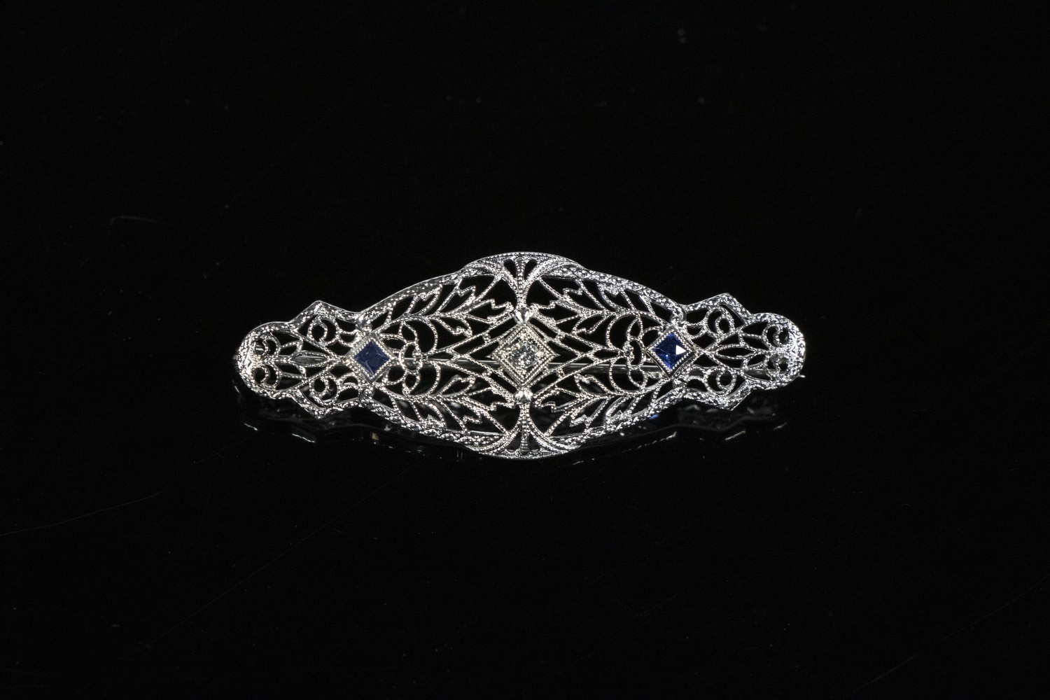 EDWARDIAN STYLE BROOCH 14K White