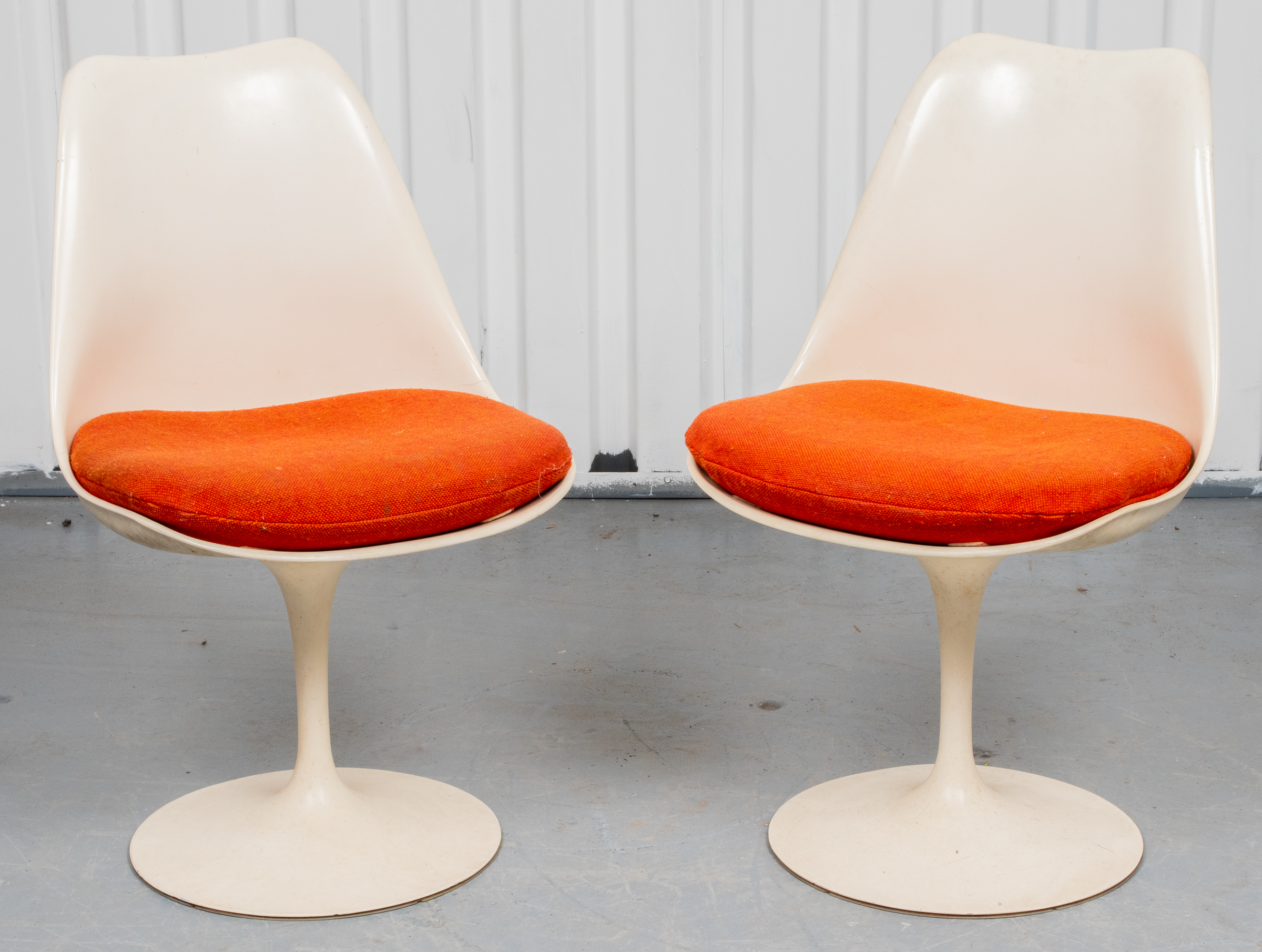 EERO SAARINEN FOR KNOLL '151' TULIP
