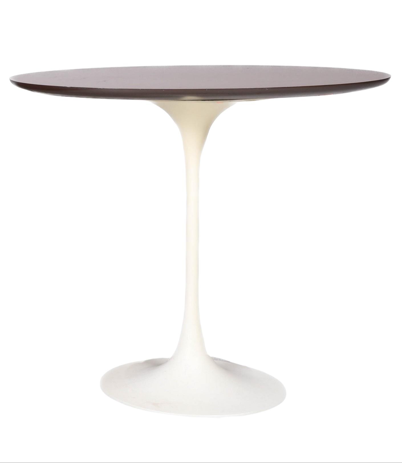 Eero Saarinen for Knoll style