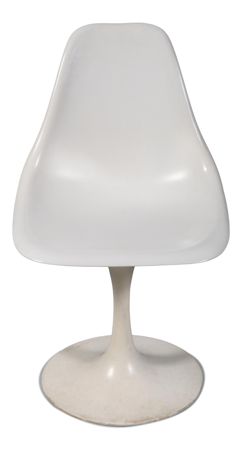 EERO SAARINEN STYLE WHITE LACQUER