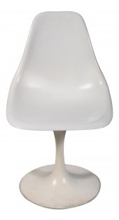 EERO SAARINEN STYLE WHITE LACQ