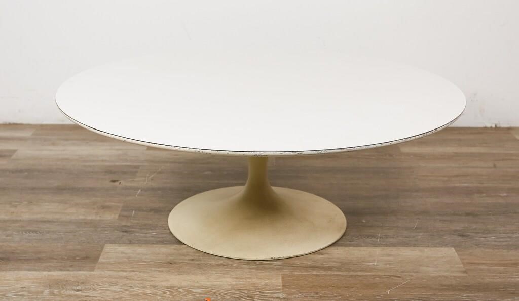 EERO SAARINEN TULIP COFFEE TABLE