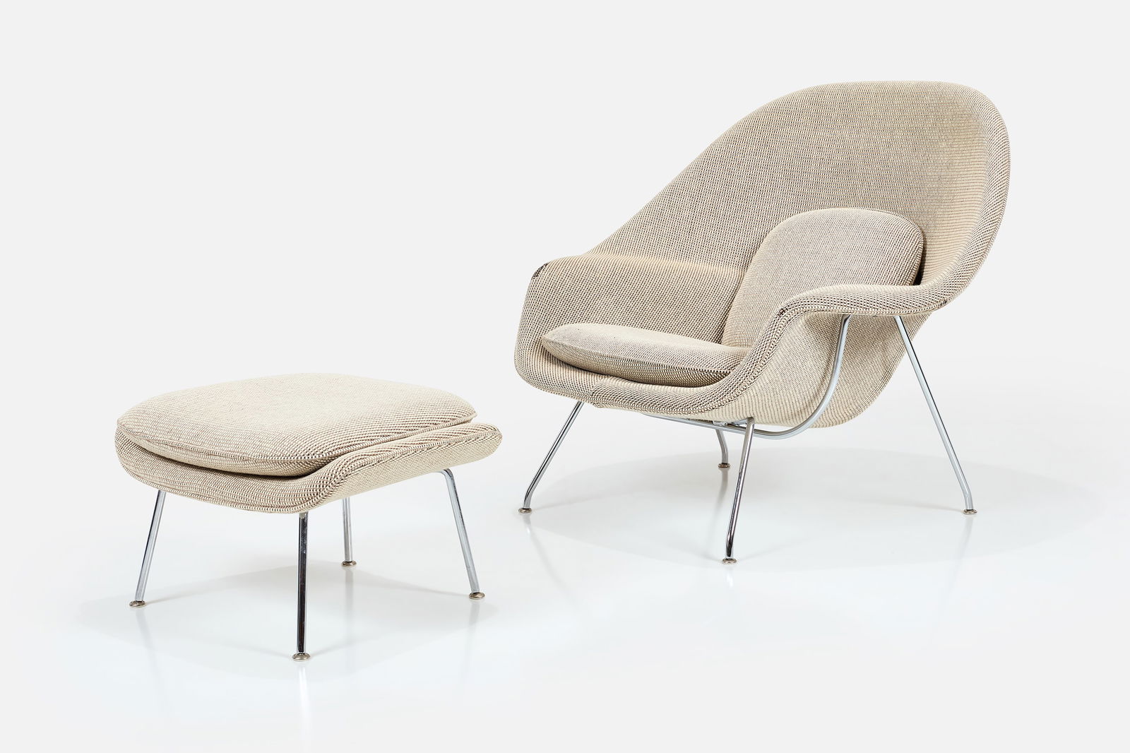 EERO SAARINEN, 'WOMB' CHAIR +