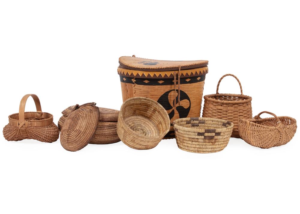 EIGHT AMERICAN BASKETSEight