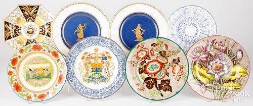 EIGHT ASSORTED WEDGWOOD PLATESEight