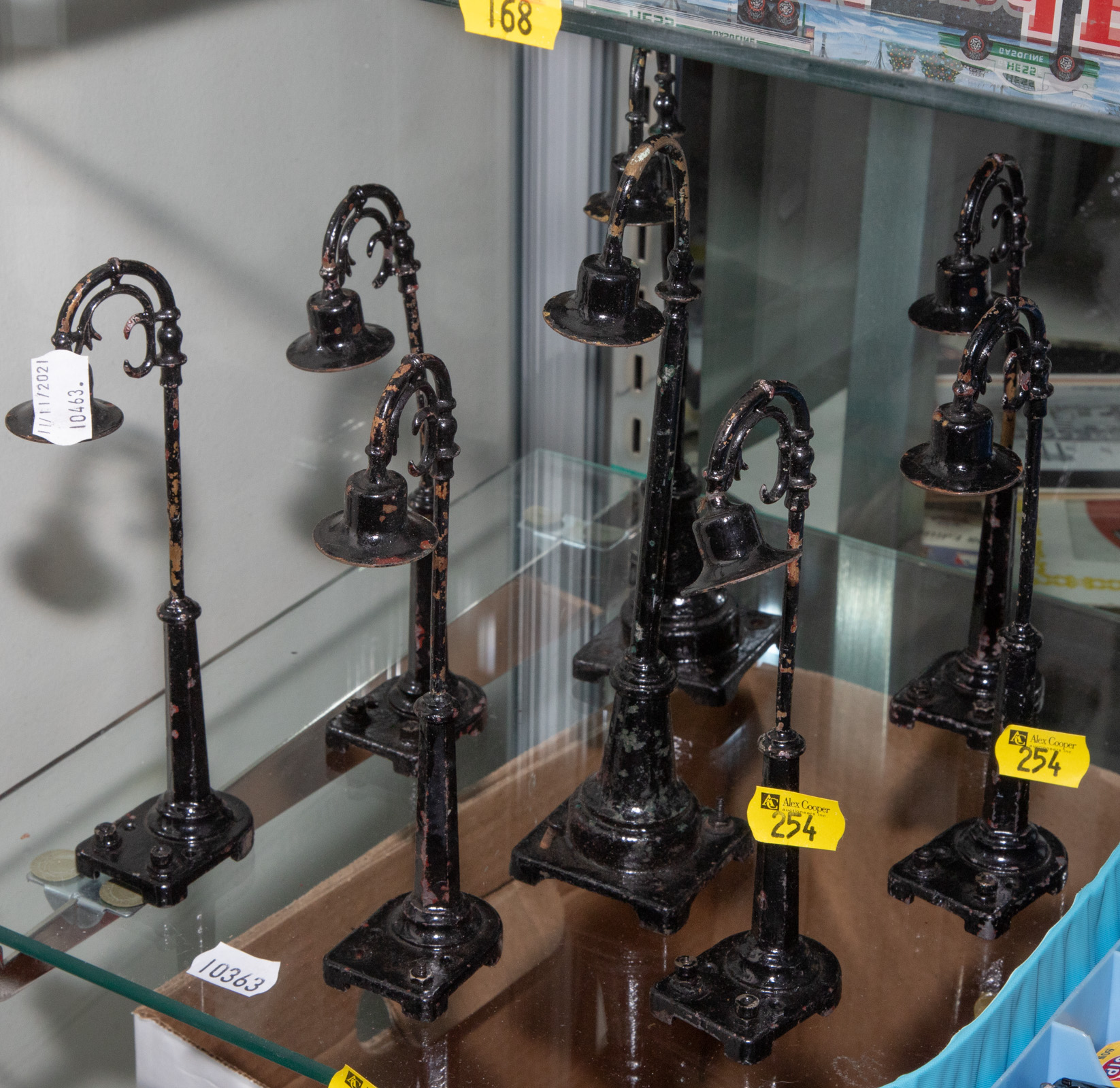 EIGHT CAST METAL TRAIN GARDEN