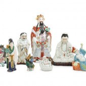 Eight Chinese Famille Rose Por