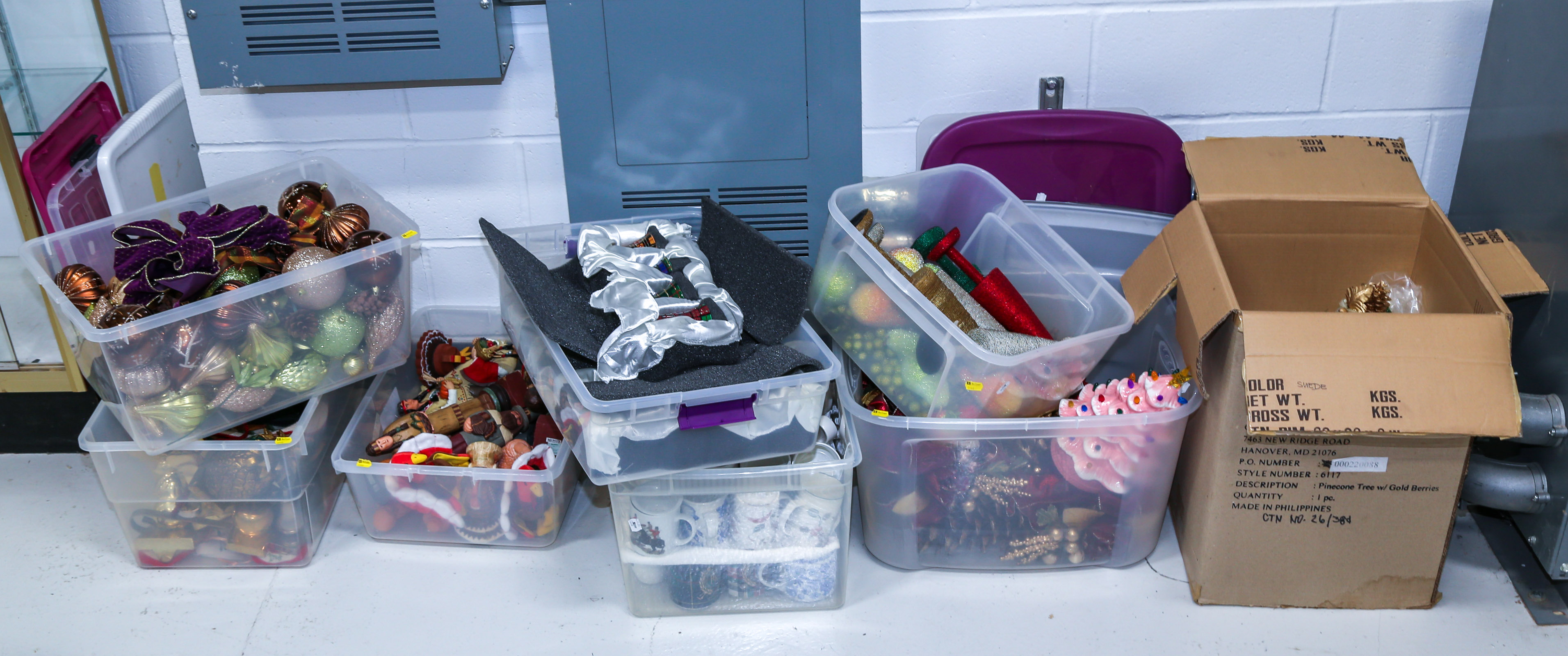 EIGHT CONTAINERS OF HOLIDAY