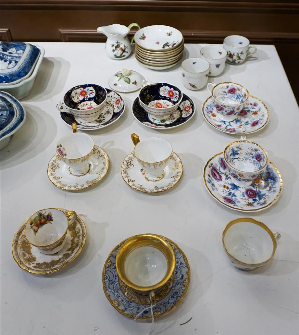 EIGHT EUROPEAN PORCELAIN CUPS