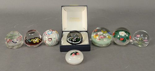 EIGHT GLASS PAPERWEIGHTS, TO