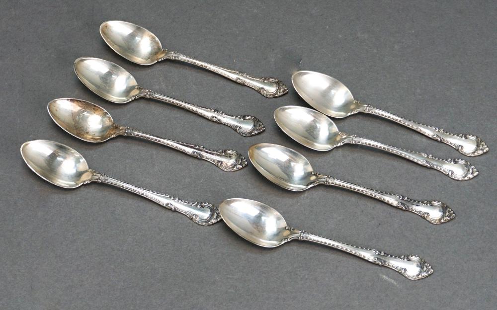 EIGHT GORHAM 'ENGLISH GADROON'