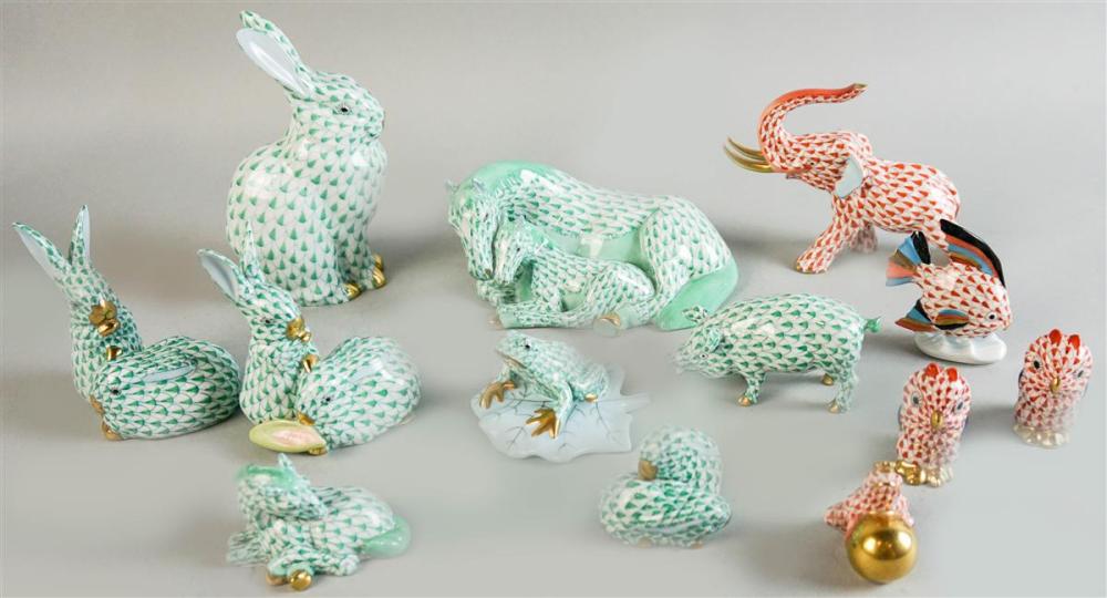 EIGHT HEREND GREEN-NETTED ANIMAL