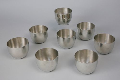 EIGHT KIRK STIEFF PEWTER