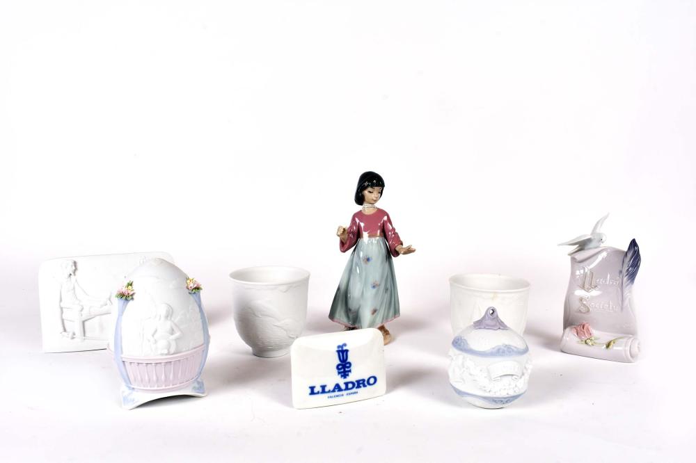 EIGHT LLADRO MISCELLANEOUS