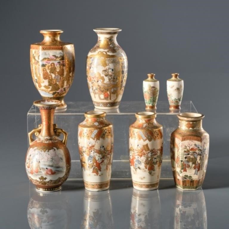 EIGHT MINIATURE SATSUMA VASESJapan,