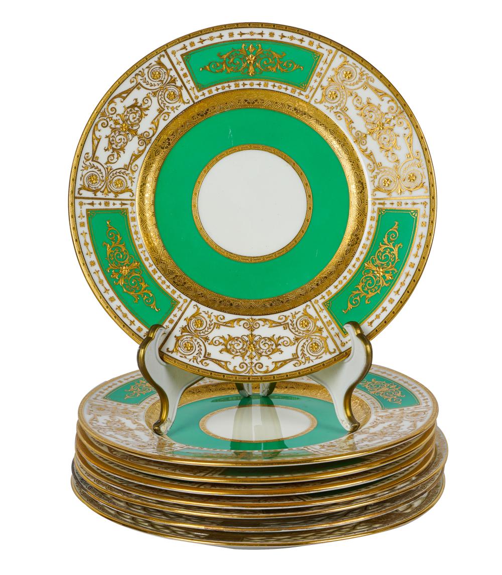 EIGHT MINTONS GREEN & GILT
