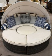 EIGHT PIECE FRONTGATE WOVEN OU