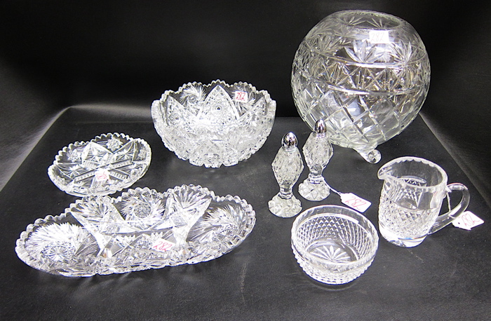 EIGHT PIECES ASSORTED CUT CRYSTAL
