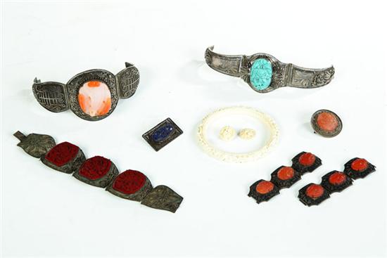 EIGHT PIECES OF JEWELRY.  Asian 