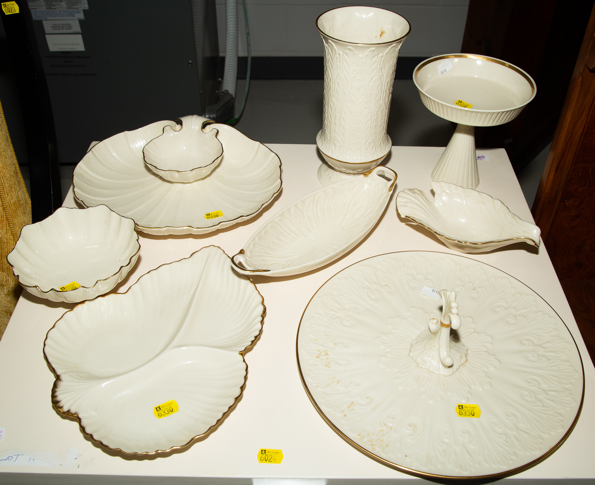 EIGHT PIECES OF LENOX CHINA