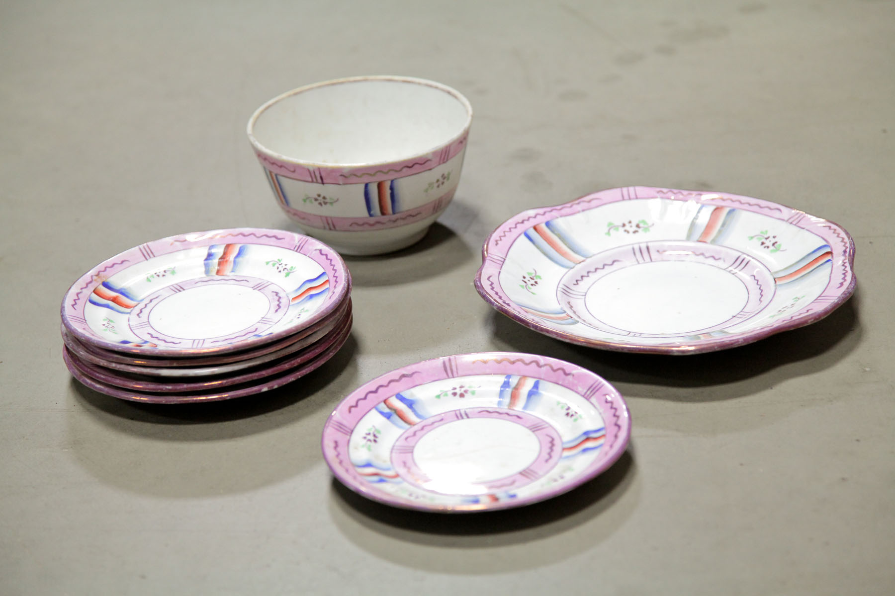 EIGHT PIECES OF PINK RAINBOW