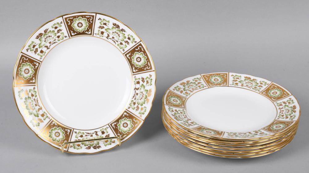 EIGHT ROYAL CROWN DERBY 'GREEN