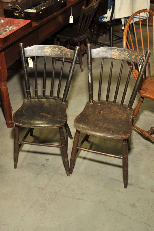EIGHT SIDECHAIRS. Green painted 